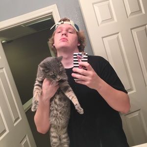 Meet your Posher, Thomas